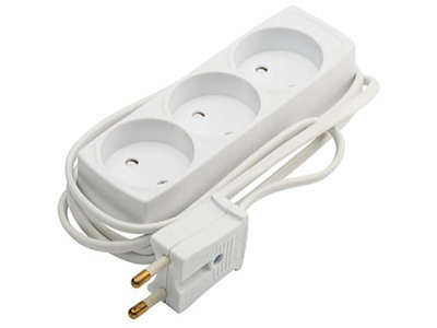 3-Stikdåse uden jord, 1,5 meter ledning – Hvid