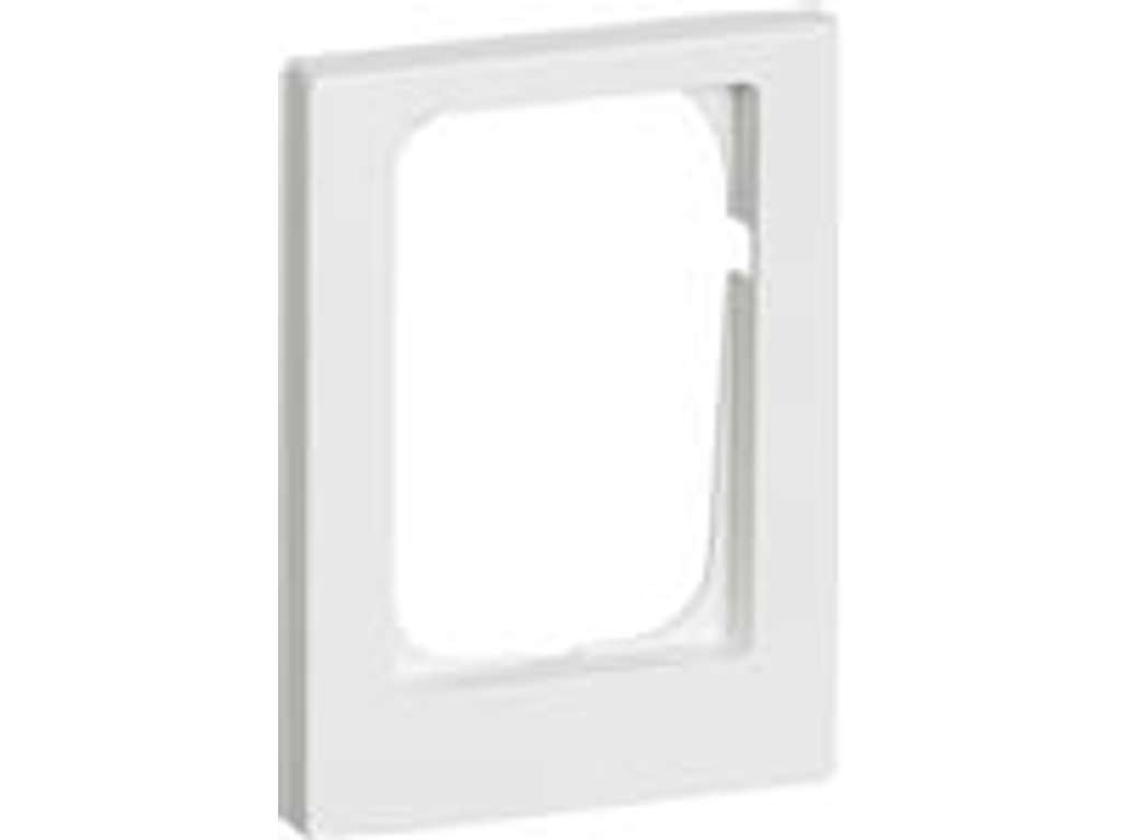 Ramme 68 F/Stikkontakt Hvid 1½ Modul