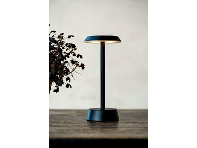 Nour LED Bordlampe Sort 2700K | Pakke med 6 stk. inkl. Ladestationer