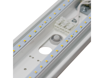 LED Armatur 47W 4000K M/Sensor